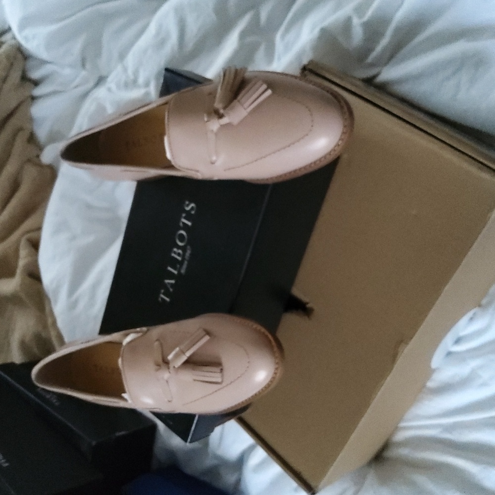 Shoe 👞 - Picture 2 of 2